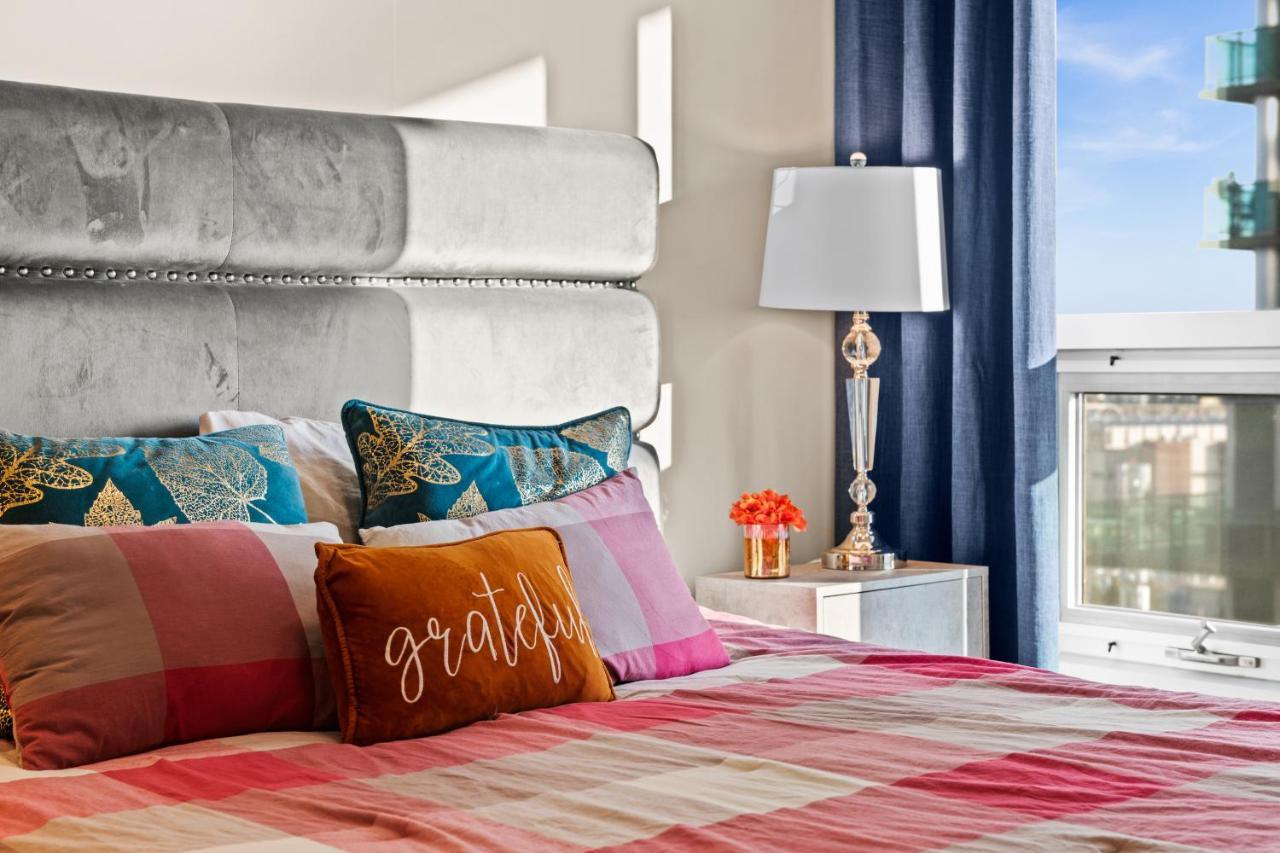 Stylish Downtown Condos By Globalstay Calgary Zewnętrze zdjęcie